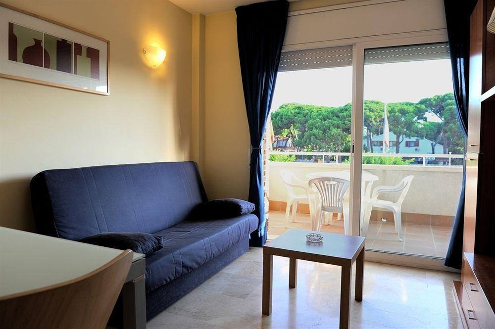 Marsol Apartamentos Turisticos Castelldefels Exterior foto
